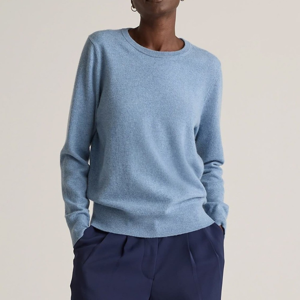 Quince Mongolian Cashmere Crewneck Sweater Women L Faded Denim Blue Quiet Luxury